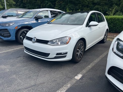 Used 2016 Volkswagen Golf SE image 12