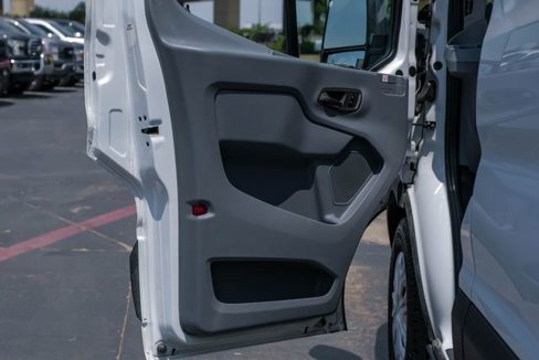Used 2019 Ford Transit 150 XLT image 36