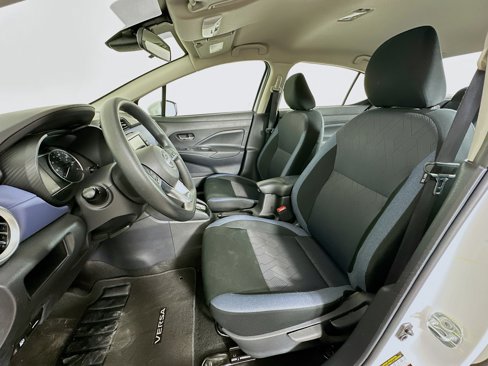 Used 2024 Nissan Versa SV image 13
