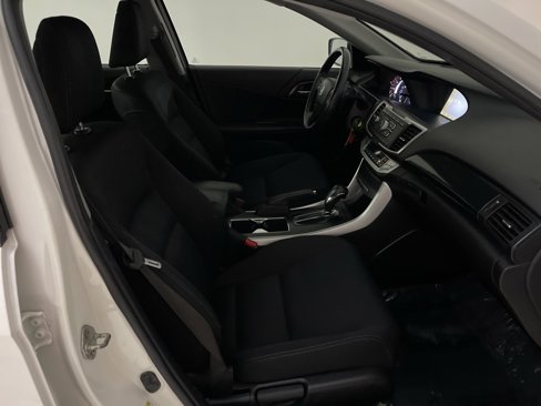Used 2013 Honda Accord Sport image 35