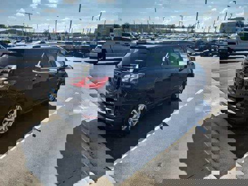Used 2018 Chevrolet Equinox Premier image 5