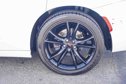 Used 2018 Dodge Charger SXT Plus w/ Blacktop Package image 8