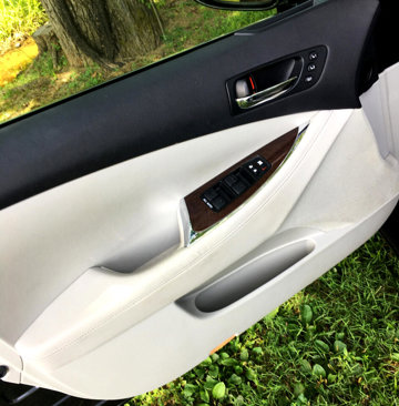 Used 2011 Lexus ES 350 image 9
