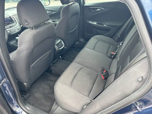 Used 2022 Chevrolet Malibu LT image 32