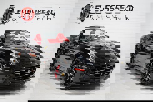 Used 2017 Ferrari California T image 1