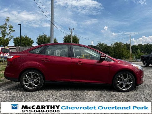 Used 2013 Ford Focus SE image 2