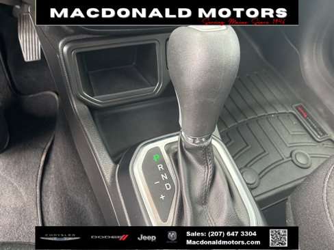 Used 2018 Jeep Renegade Latitude image 13