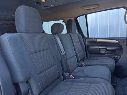 Used 2014 Nissan Armada SV w/ SV Driver Package image 32
