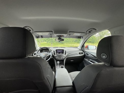 Used 2020 Chevrolet Equinox LT image 40