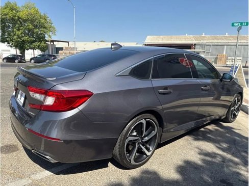Used 2018 Honda Accord Sport image 5