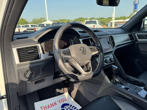 Used 2022 Volkswagen Atlas Cross Sport SE image 12