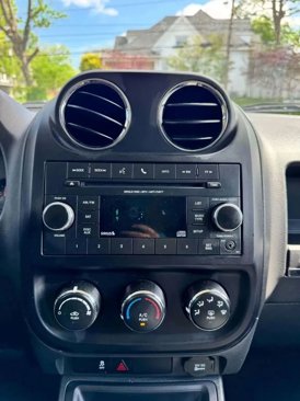 Used 2017 Jeep Patriot Sport image 29