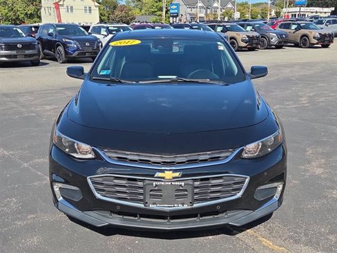 Used 2017 Chevrolet Malibu LT w/ Leather Package image 11