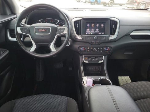 Used 2024 GMC Terrain SLE w/ Driver Convenience Package image 15