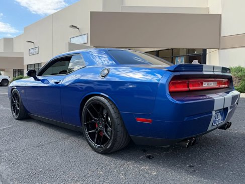 Used 2012 Dodge Challenger SRT8 w/ Premium Sound Group image 7