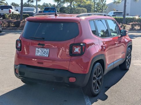 Used 2018 Jeep Renegade Altitude w/ Advanced Technology Group image 3