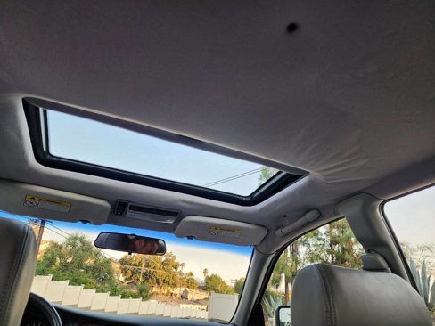 Used 2004 Mitsubishi Diamante LS image 37