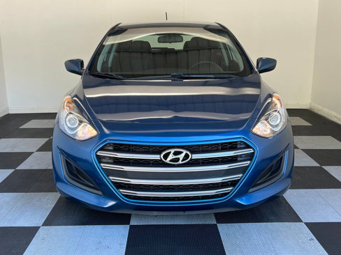 Used 2016 Hyundai Elantra GT image 2