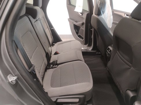 Used 2021 Ford Escape SE w/ SE Sport Appearance Package image 25