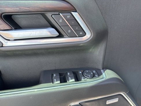 Used 2022 GMC Sierra 1500 SLT w/ SLT Convenience Package image 33