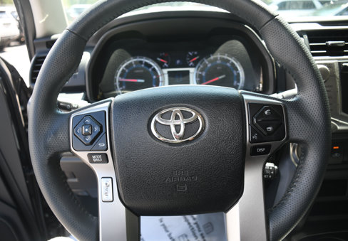 Used 2016 Toyota 4Runner SR5 image 12