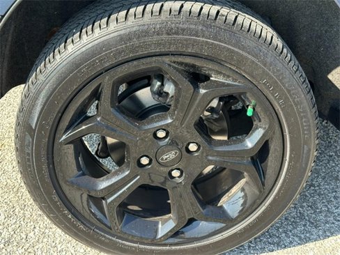 Used 2022 Ford EcoSport SES w/ Interior Protection Package image 7