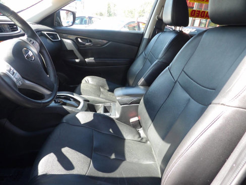 Used 2016 Nissan Rogue SL image 5