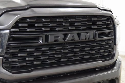 Used 2022 RAM 2500 Big Horn w/ Level C Equiment Group image 9