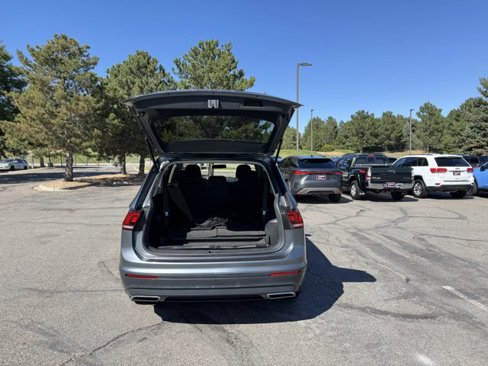 Used 2018 Volkswagen Tiguan S w/ Front Fog Lights Package image 7
