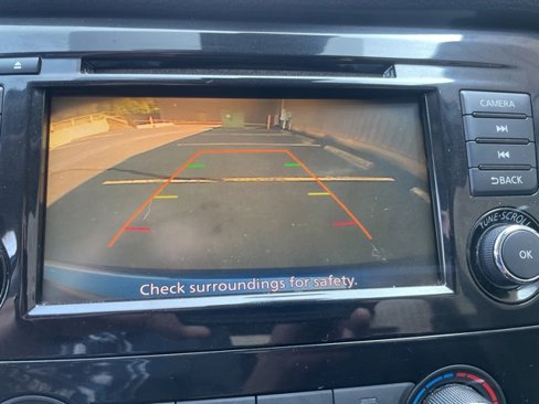 Used 2020 Nissan Rogue Sport S image 35