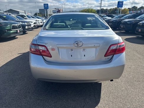 Used 2009 Toyota Camry LE image 9