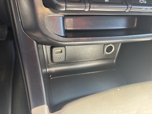Used 2016 Chevrolet Colorado LT image 23