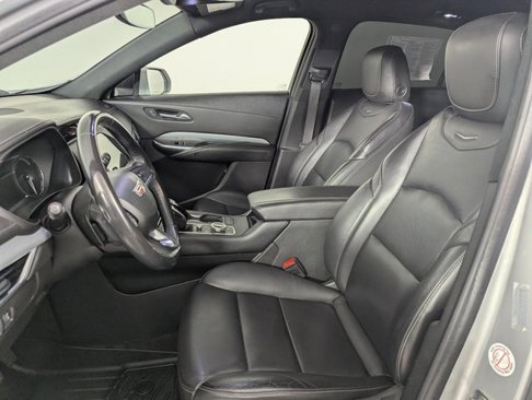 Used 2020 Cadillac XT4 Premium Luxury image 16