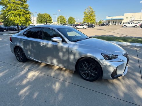 Used 2017 Lexus IS 200t F Sport image 7