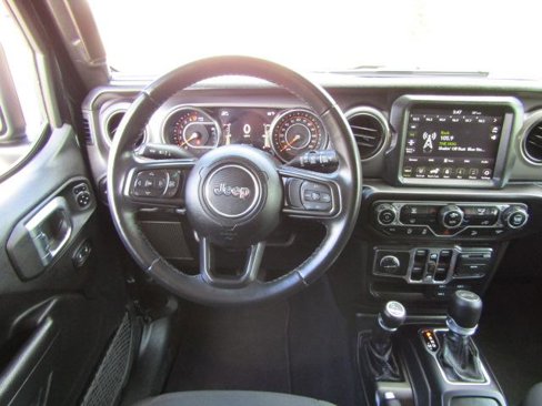 Used 2021 Jeep Wrangler Unlimited Sport w/ Uconnect 4C Nav & Sound Group image 9