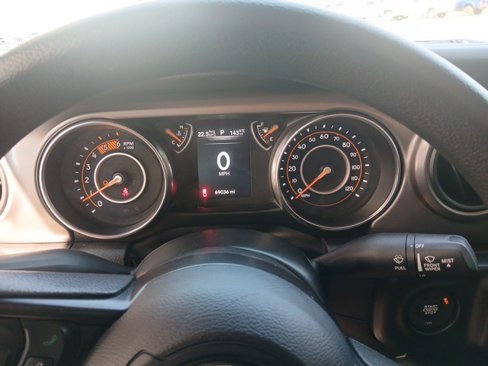 Used 2022 Jeep Gladiator Sport image 53