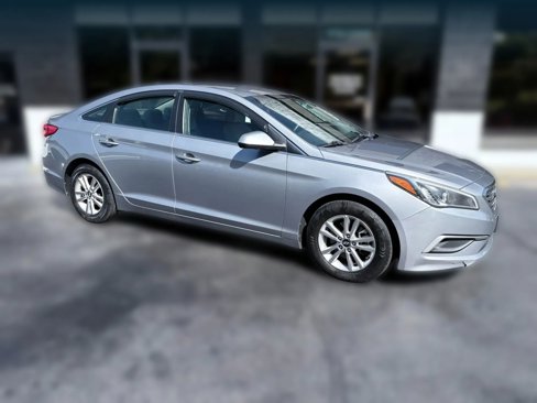 Used 2017 Hyundai Sonata SE image 7