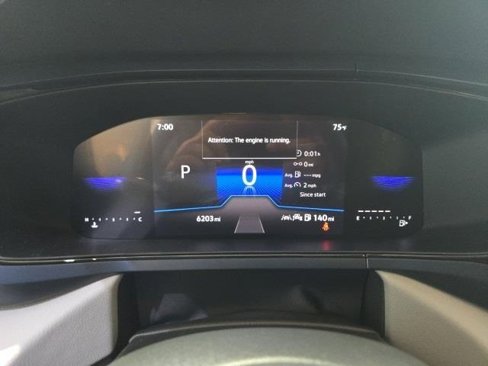 Certified 2024 Volkswagen Taos SE image 19