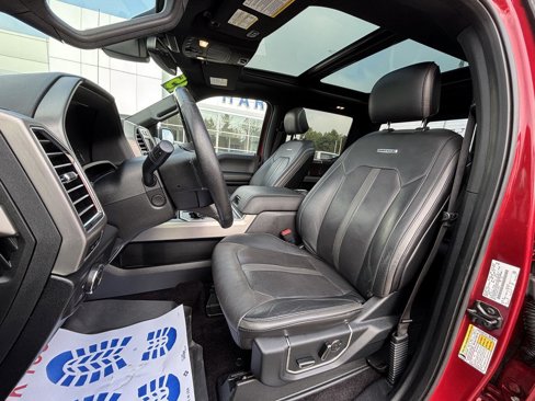 Used 2015 Ford F150 Platinum w/ Equipment Group 701A Luxury image 14