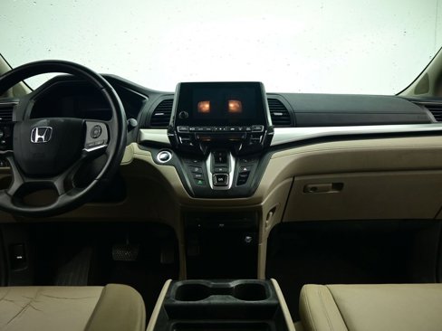 Used 2018 Honda Odyssey Touring image 14