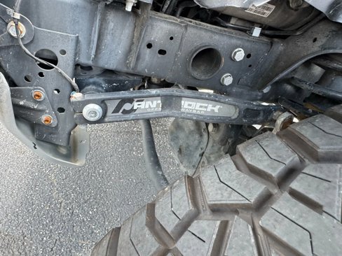 Used 2020 Jeep Gladiator Overland image 13