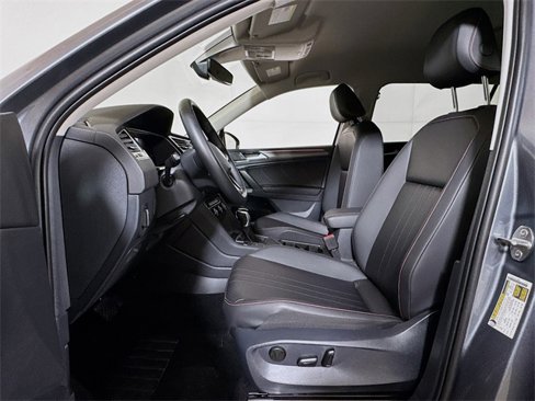 Used 2024 Volkswagen Tiguan Wolfsburg Edition image 19