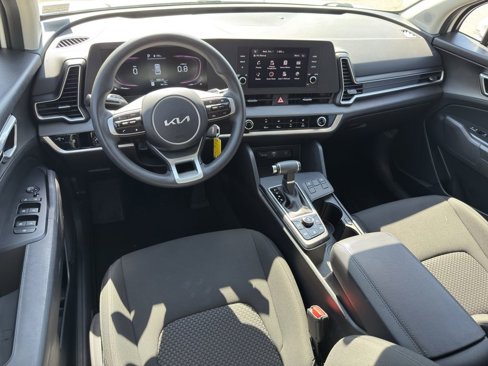 Used 2024 Kia Sportage LX image 14