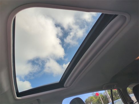 Used 2018 Toyota RAV4 XLE image 23
