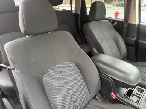 Used 2011 Mitsubishi Endeavor LS image 16