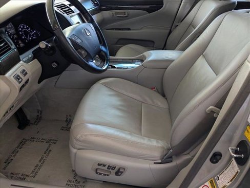 Used 2008 Lexus LS 460 image 16