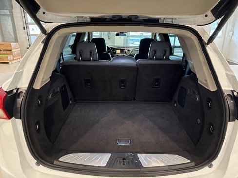 Used 2019 Buick Envision Essence image 18
