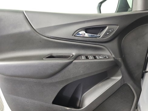 Used 2021 Chevrolet Equinox LT image 10