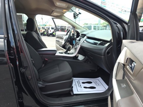 Used 2013 Ford Edge SE image 33
