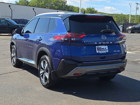 Used 2023 Nissan Rogue SL w/ SL Premium Package image 7